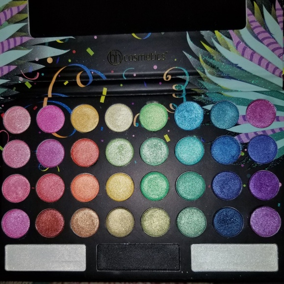 ⚠️SOLD⚠️ 5 Palette Bundle - Juvias UD Smashbox BH - Picture 6 of 6